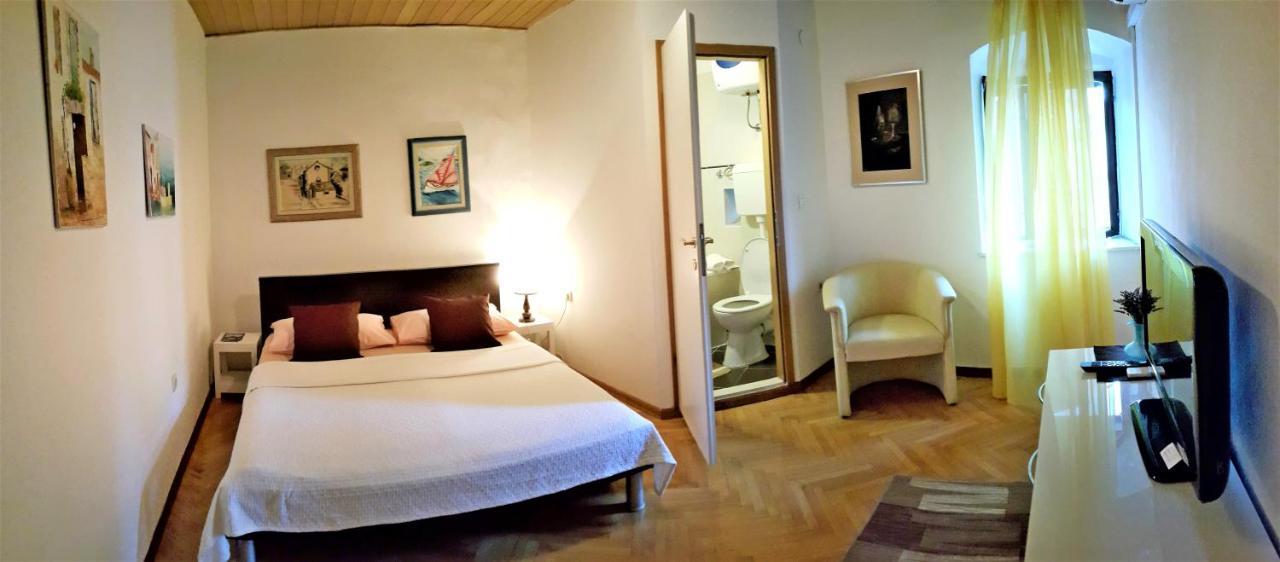 Bruno Split Centre Apartment&Room Exterior foto