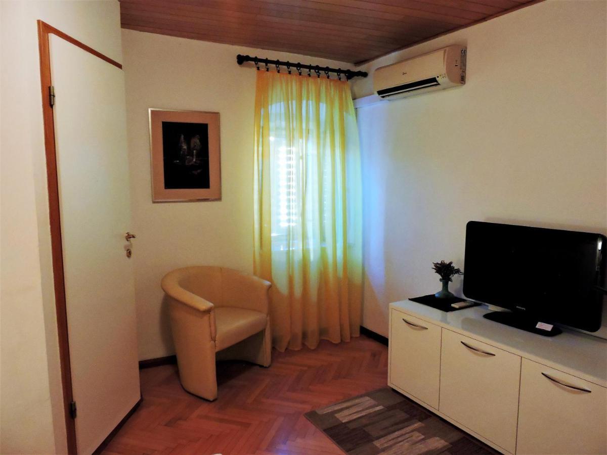 Bruno Split Centre Apartment&Room Exterior foto