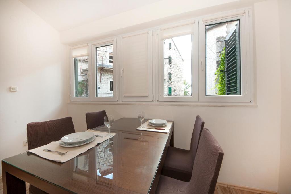Bruno Split Centre Apartment&Room Exterior foto